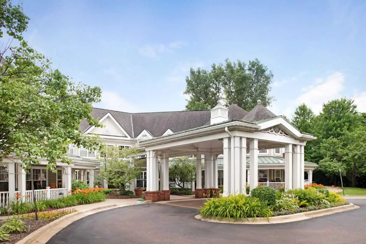 Photo of Sunrise of Northville, Assisted Living, Plymouth, MI 3
