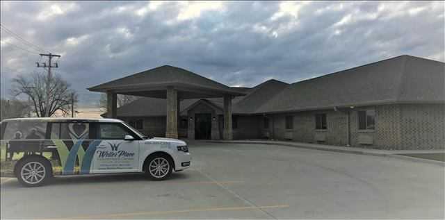 Photo of Weller Place Retirement Center, Assisted Living, Macon, MO 7