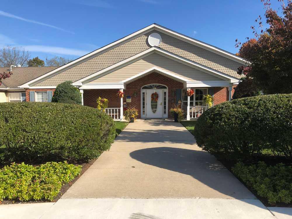 Photo of Arden Courts of Warminster, Assisted Living, Hatboro, PA 3