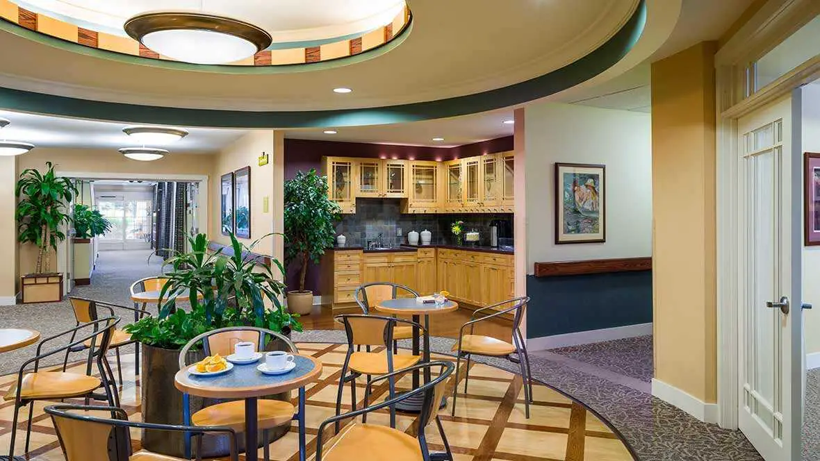 Photo of Atria Delmar Place, Assisted Living, Delmar, NY 8