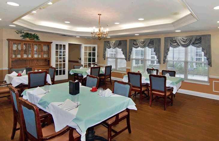 Photo of Elmcroft of Southern Pines, Assisted Living, Southern Pines, NC 11