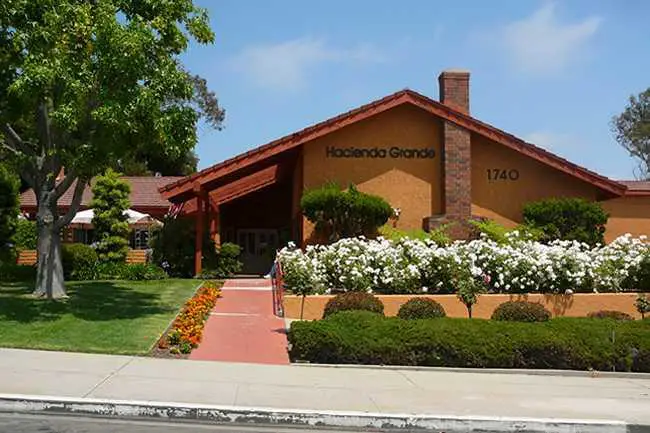 Photo of Hacienda Grande Senior Assisted Living, Assisted Living, Long Beach, CA 4