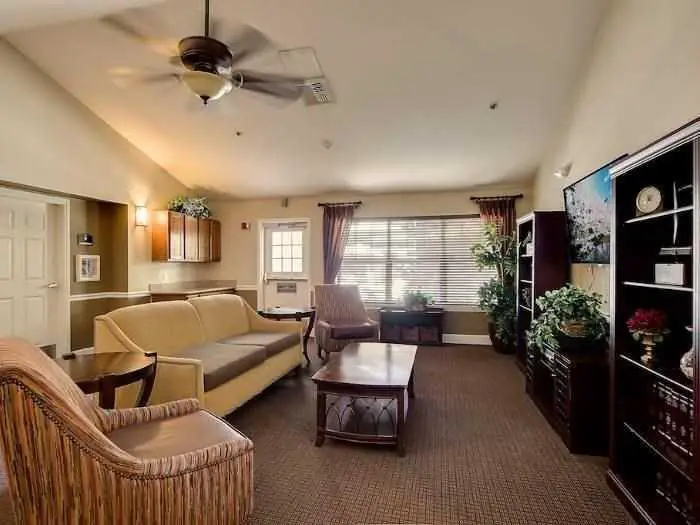 Photo of Pacifica Senior Living Bakersfield, Assisted Living, Memory Care, Bakersfield, CA 13
