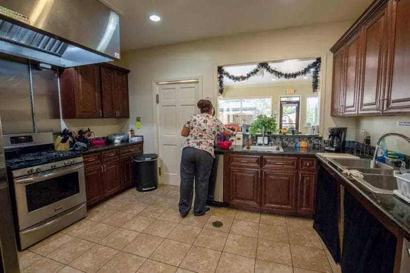Photo of Sandia Senior Suites, Assisted Living, Albuquerque, NM 4