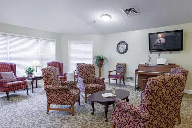 Photo of Brookdale Hickory Northeast, Assisted Living, Hickory, NC 2