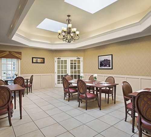 Photo of Charter Senior Living of Orland Park, Assisted Living, Orland Park, IL 2