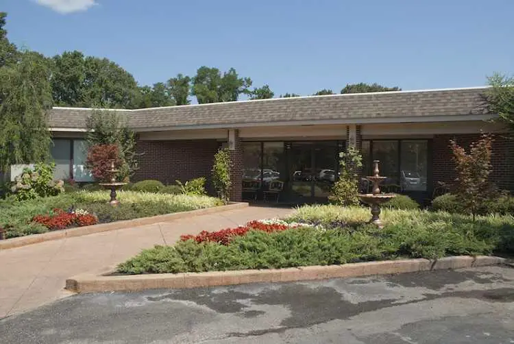 Photo of NHC Healthcare Somerville, Assisted Living, Somerville, TN 1