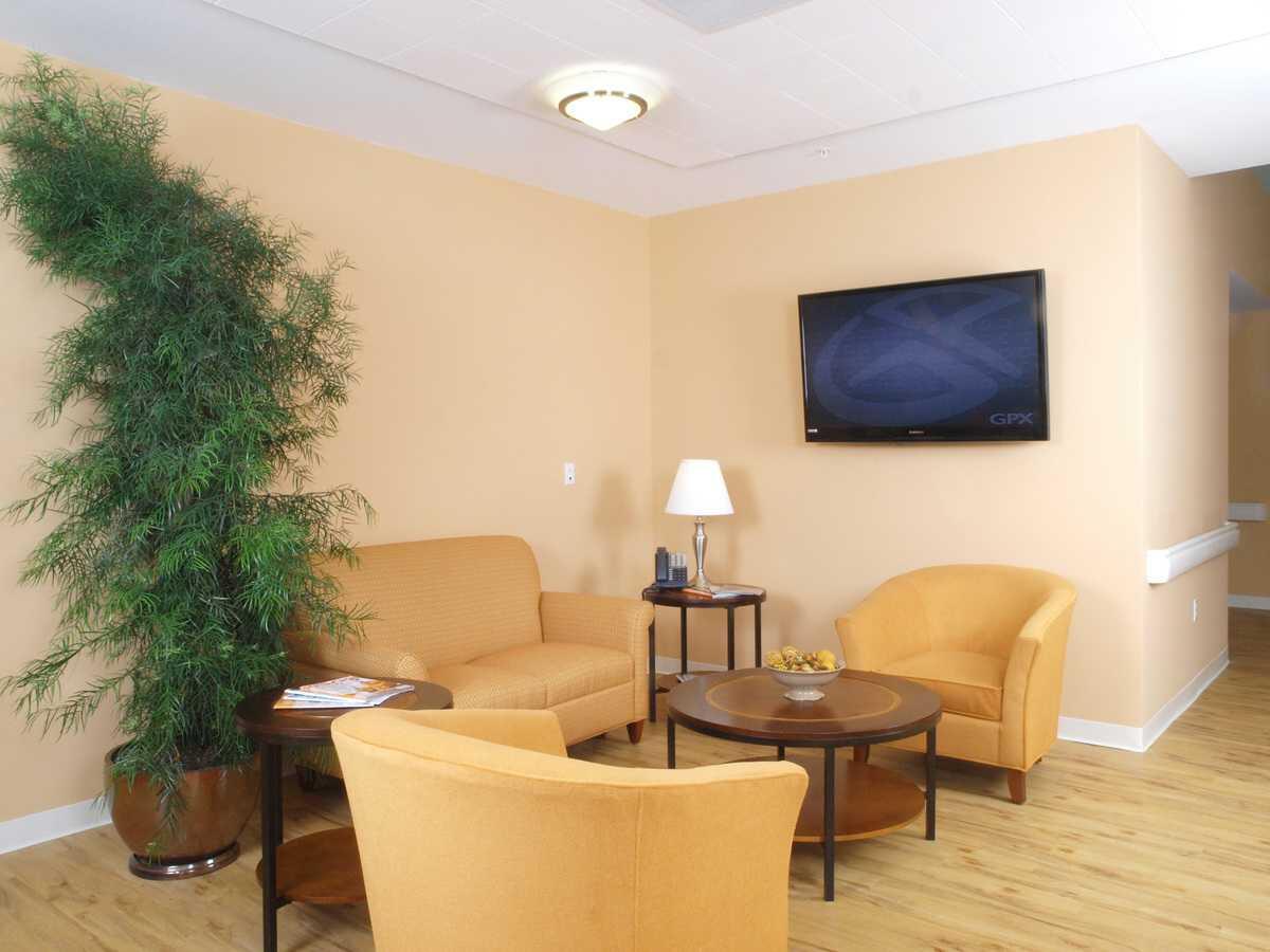 Photo of The Peaks Care Center, Assisted Living, Longmont, CO 3