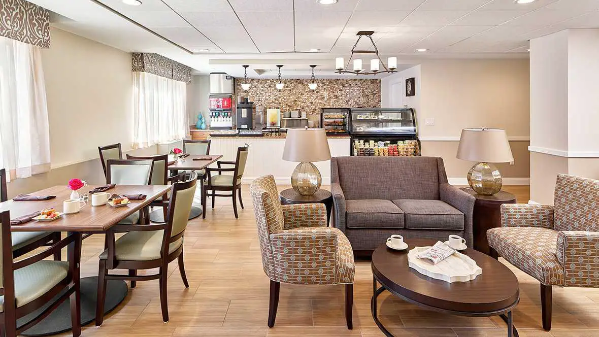 Photo of Atria Stamford, Assisted Living, Stamford, CT 3