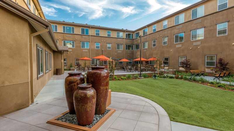 Photo of Carlton Senior Living Vacaville, Assisted Living, Vacaville, CA 5