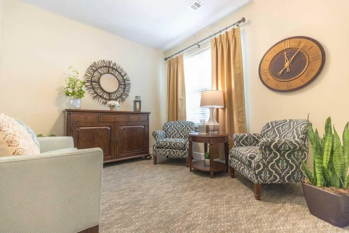 Photo of Chestnut Hill Senior Living, Assisted Living, Columbus, OH 6