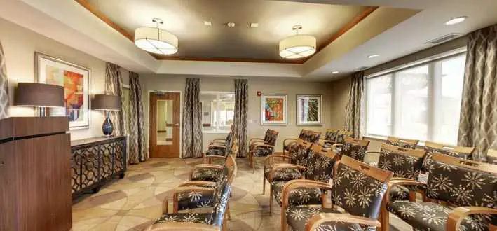Photo of Evergreen Place of Orland Park, Assisted Living, Orland Park, IL 3