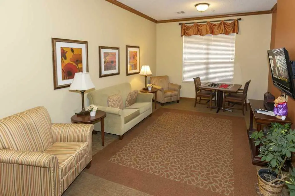 Photo of Paris Chalet Senior Living, Assisted Living, Paris, TX 3