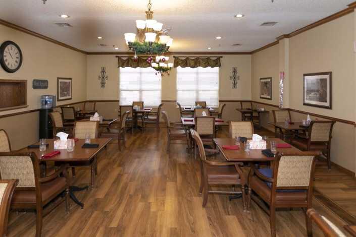 Photo of Paris Chalet Senior Living, Assisted Living, Paris, TX 6