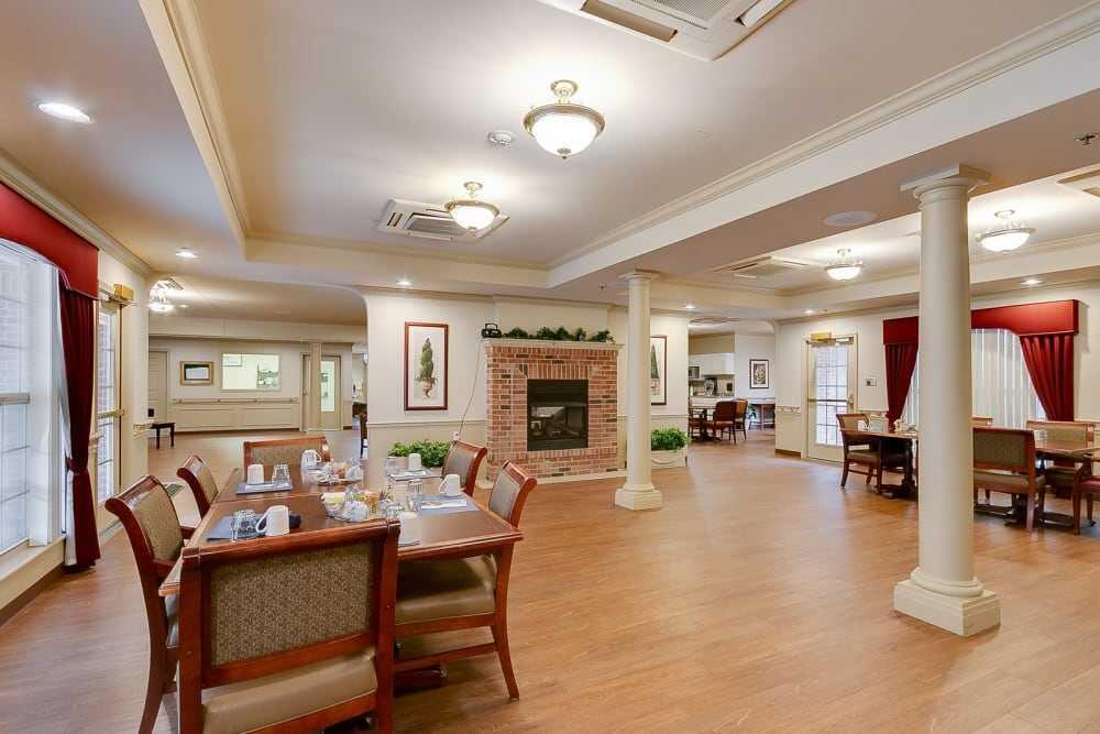 Photo of Brentwood at Hobart, Assisted Living, Hobart, IN 10