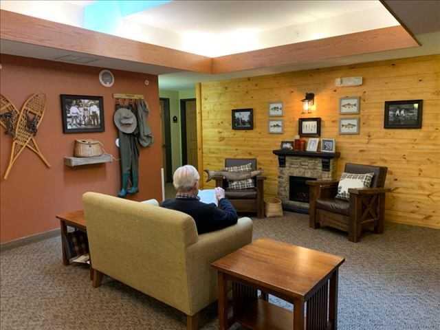 Photo of Heritage Oakwood Hills, Assisted Living, Eau Claire, WI 1
