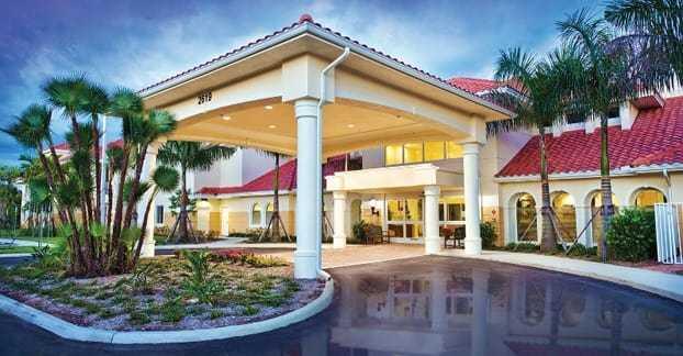Photo of Discovery Village at the Forum, Assisted Living, Fort Myers, FL 6