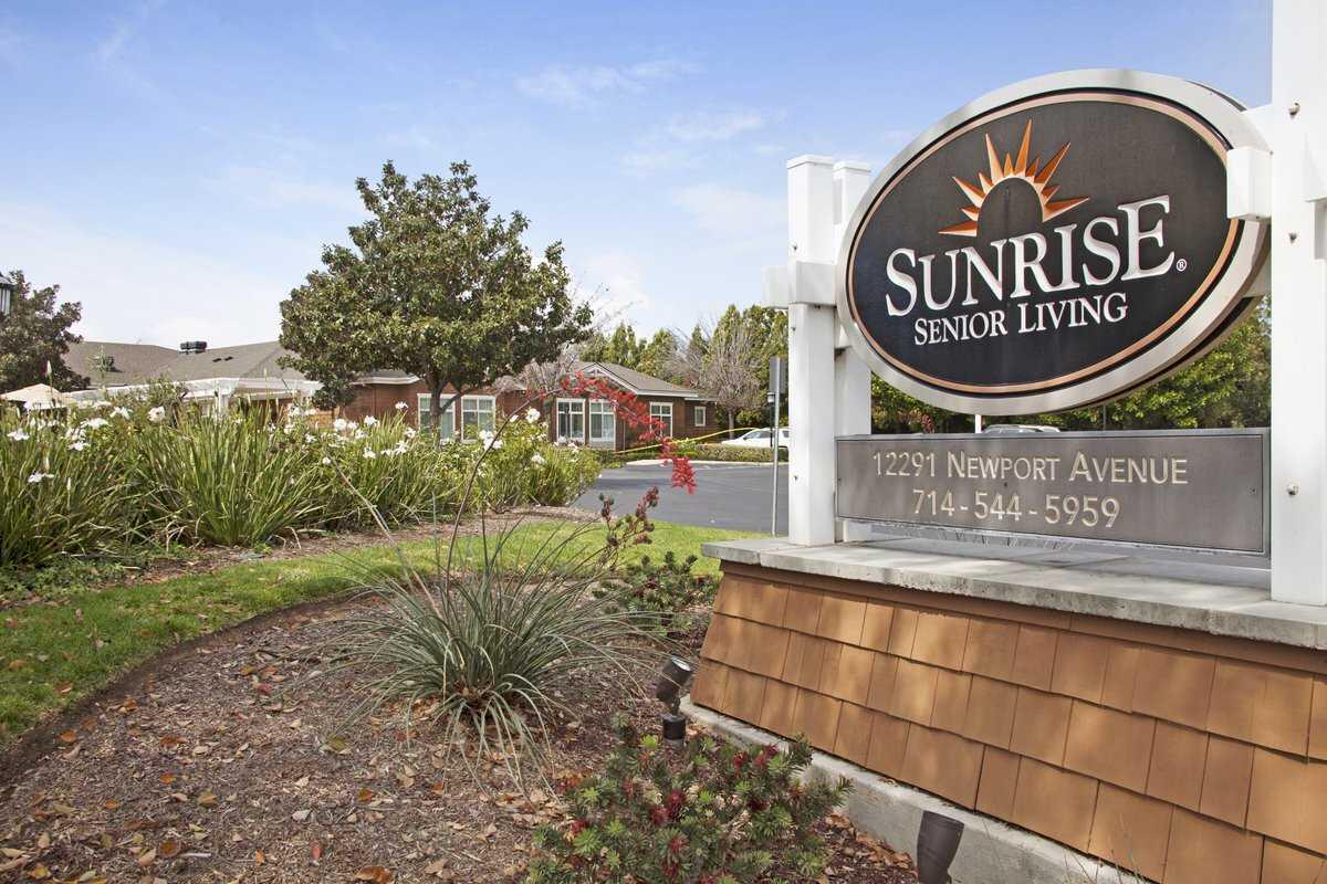 Photo of Sunrise at Tustin, Assisted Living, Santa Ana, CA 1