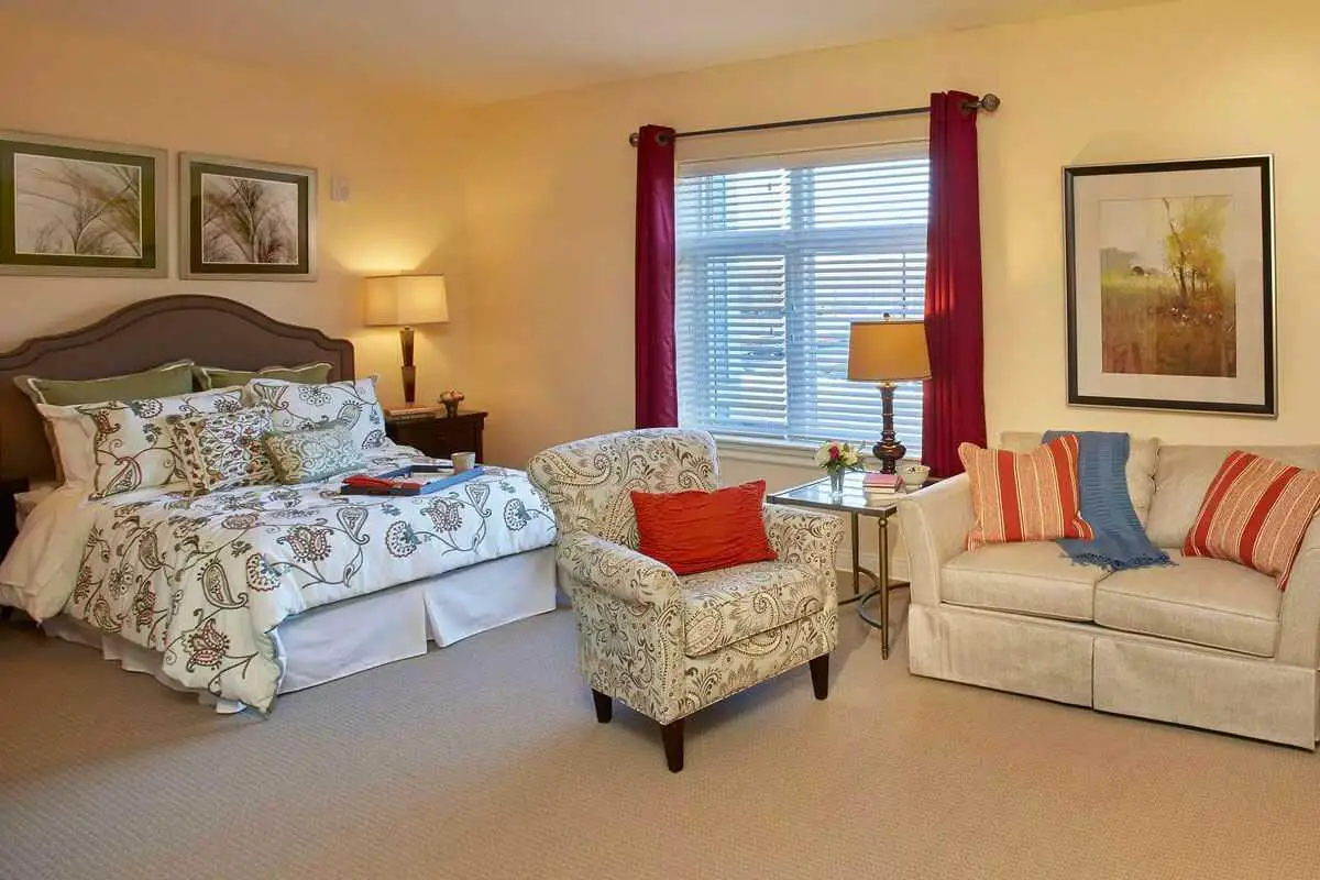 Photo of Benchmark Senior Living at Clapboardtree, Assisted Living, Norwood, MA 5
