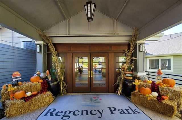 Photo of Regency Park Senior Living, Assisted Living, Memory Care, Portland, OR 2