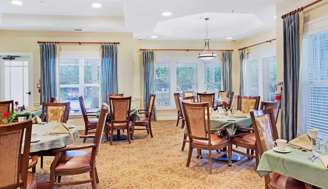 Photo of Sunrise of Bellevue, Assisted Living, Bellevue, WA 10