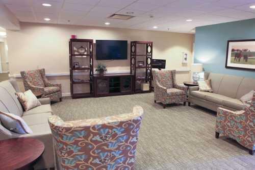 Photo of Charter Senior Living of Edgewood, Assisted Living, Edgewood, KY 9