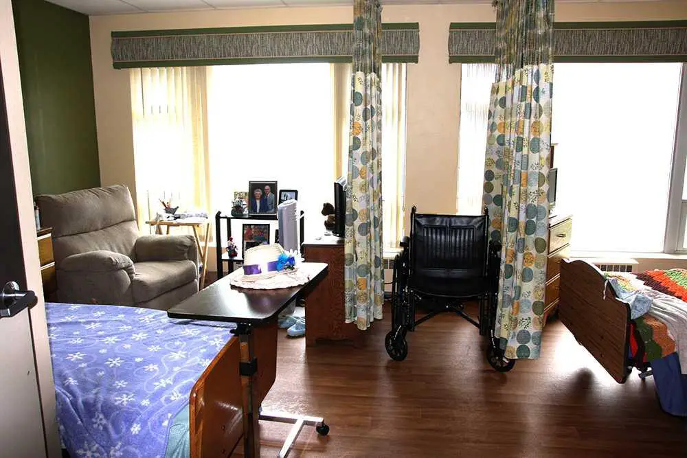 Photo of Four Winds Manor & Lodge, Assisted Living, Verona, WI 11