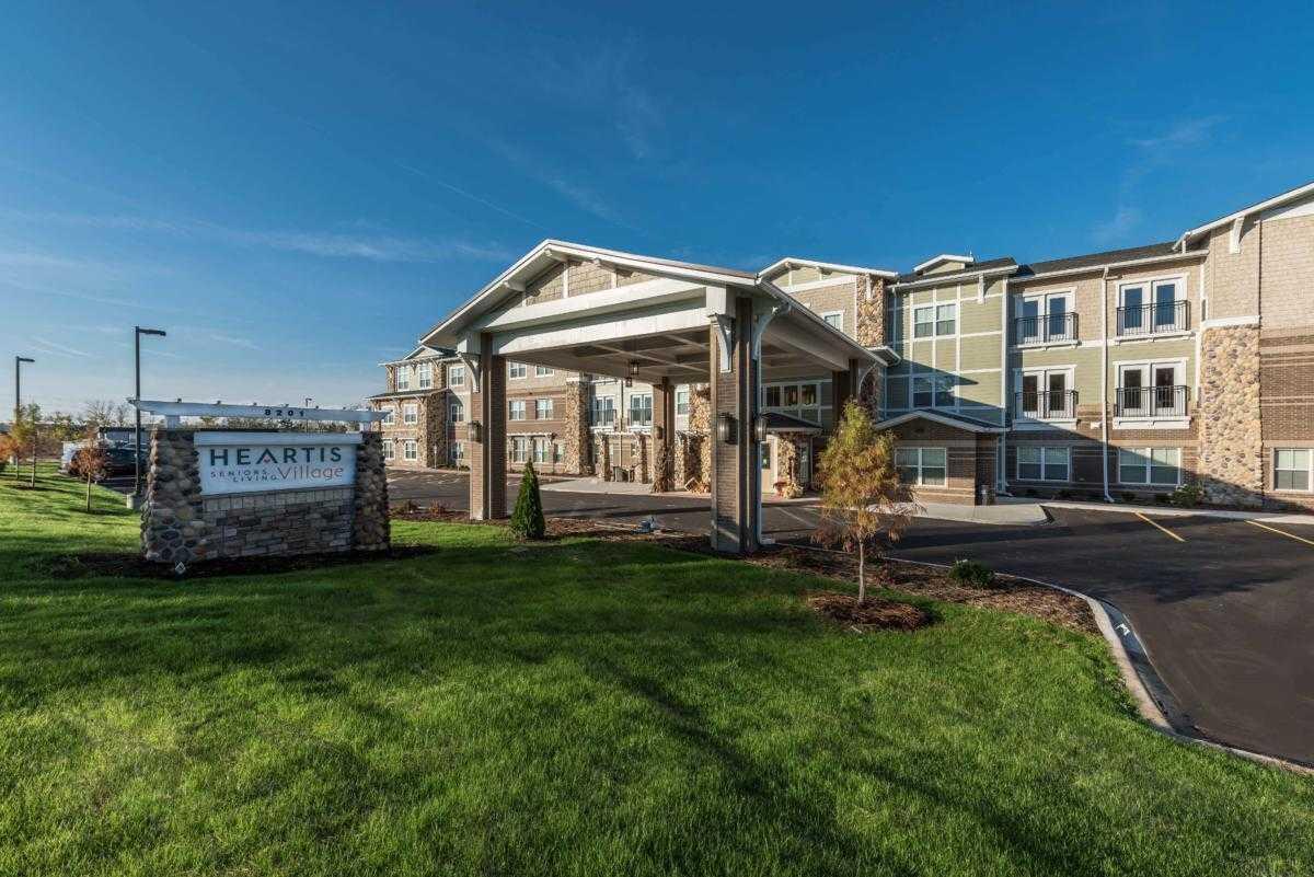 Photo of Heartis Village of Peoria, Assisted Living, Peoria, IL 1