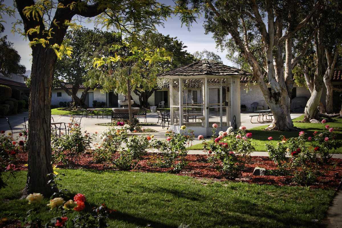 Photo of Royal Gardens of Camarillo, Assisted Living, Camarillo, CA 2