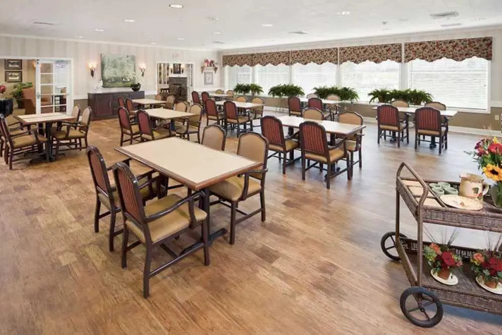 Photo of Lakeview Memory Care Community, Assisted Living, Memory Care, Bloomingdale, IL 5