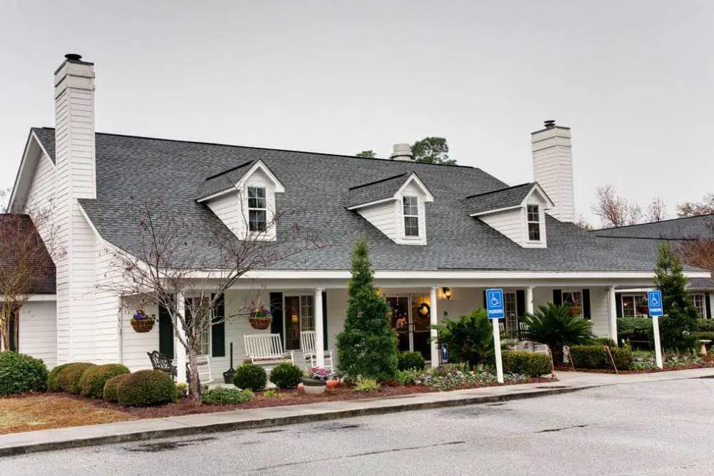 Photo of Sandpiper Courtyard, Assisted Living, Mount Pleasant, SC 4
