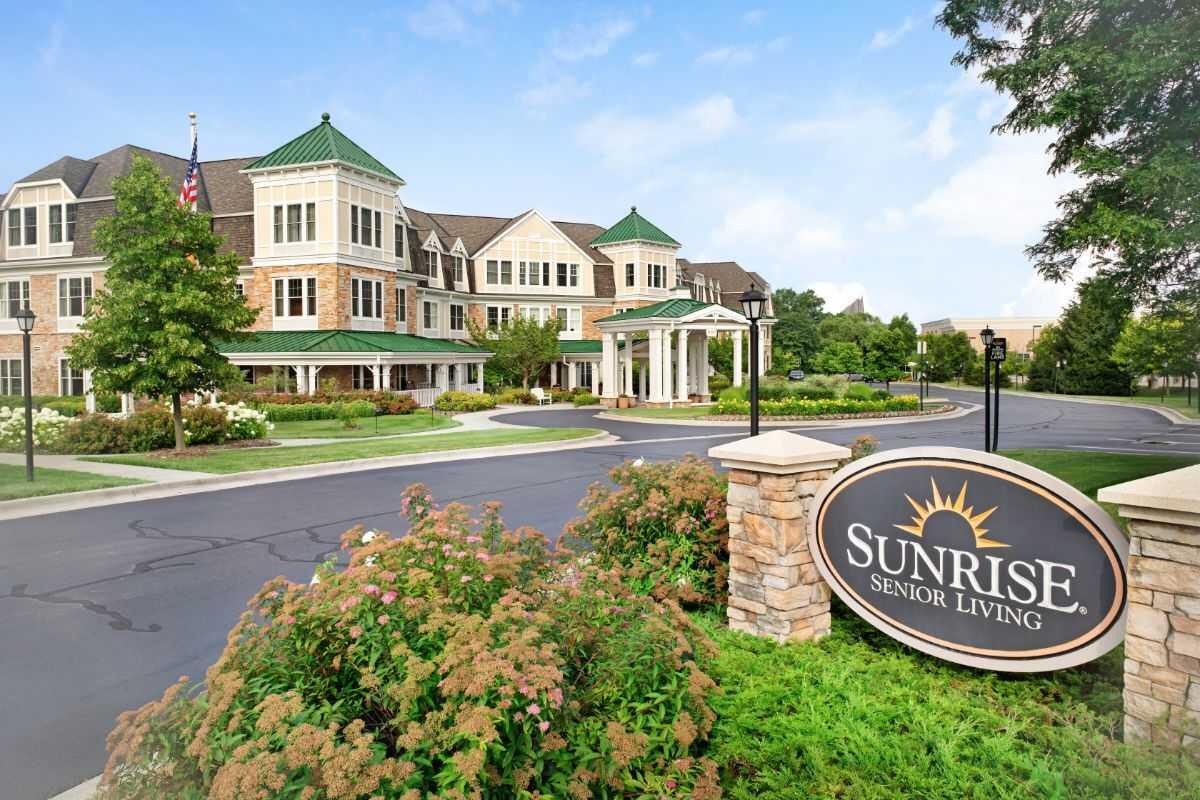 Photo of Sunrise of Bloomfield, Assisted Living, Bloomfield Township, MI 3