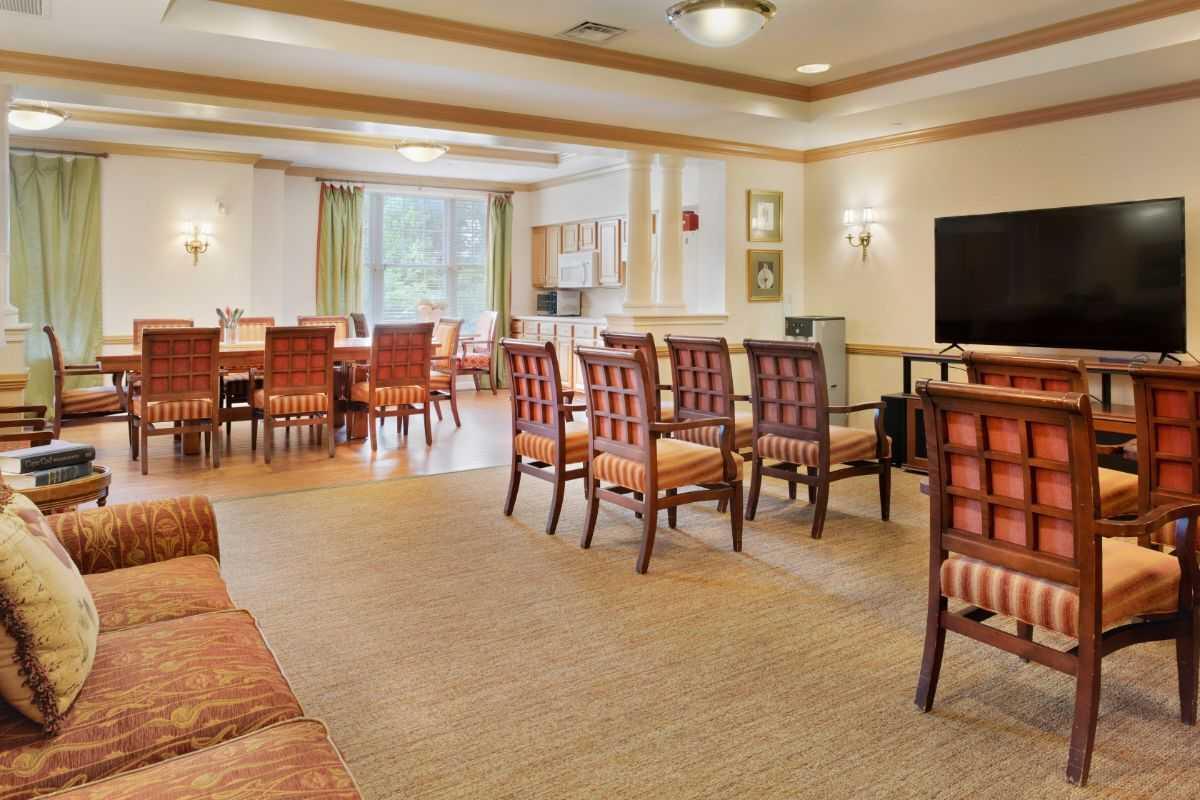 Photo of Sunrise of Bloomfield, Assisted Living, Bloomfield Township, MI 11