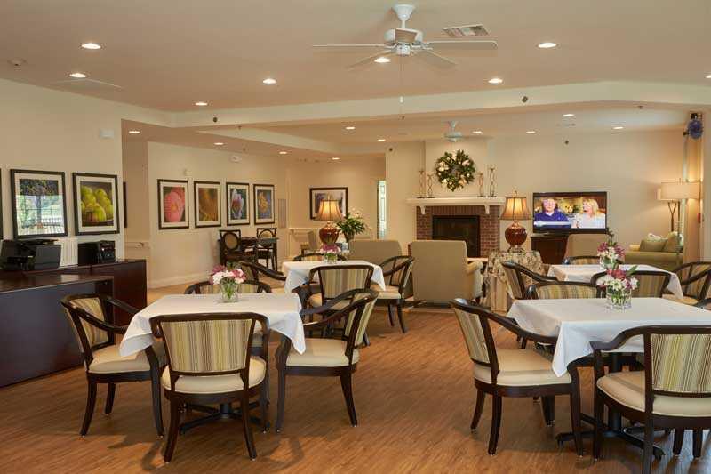 Photo of Country Place Senior Living of Chanute, Assisted Living, Chanute, KS 4