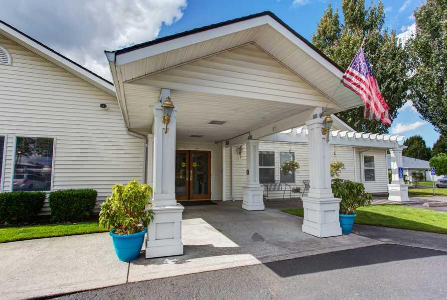 Photo of Evergreen Place, Assisted Living, Vancouver, WA 2
