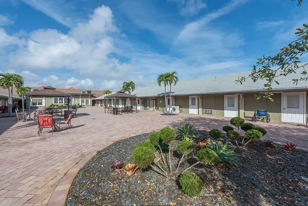 Photo of Colonial Assisted Living at Fort Lauderdale, Assisted Living, Lauderhill, FL 7