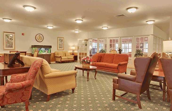 Photo of Elmcroft of Chesterfield, Assisted Living, Memory Care, North Chesterfield, VA 3