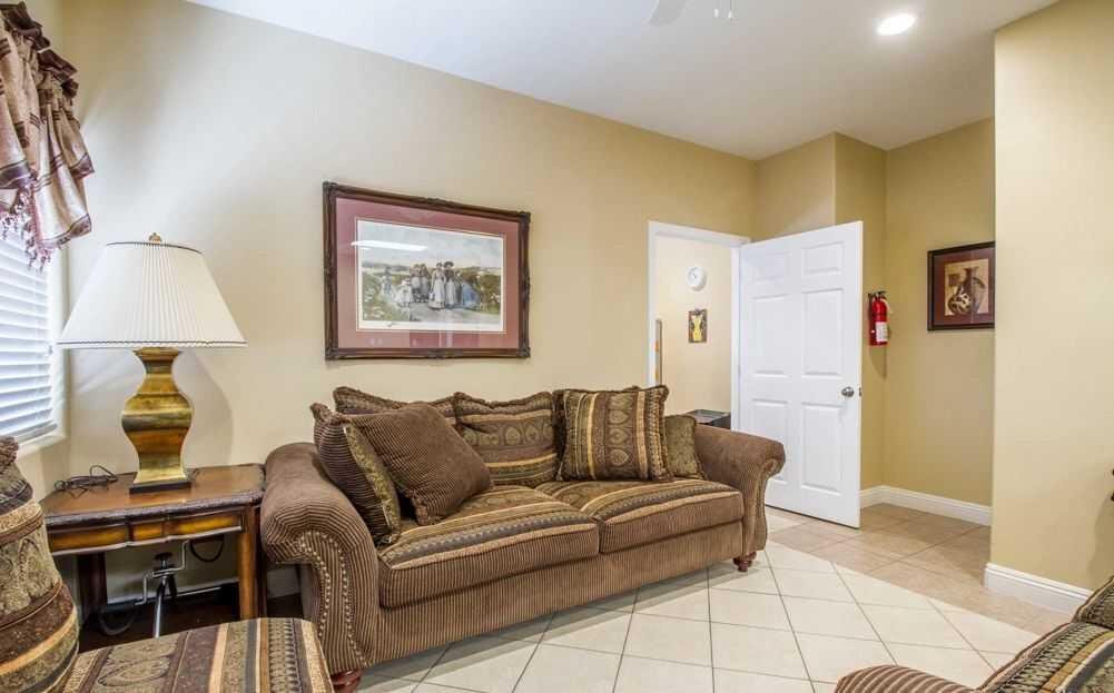 Photo of Hannah's Home, Assisted Living, Woodland Hills, CA 3