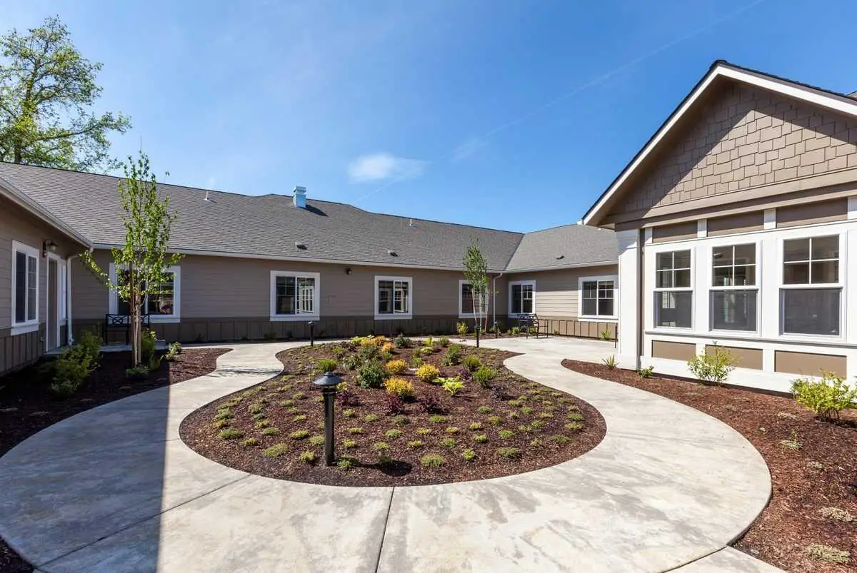 Photo of Heartwood Place, Assisted Living, Woodburn, OR 8