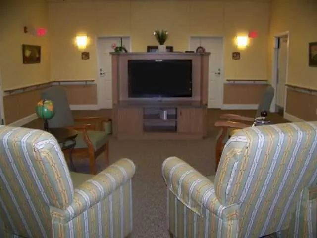 Photo of Lincolnshire Place - Decatur, Assisted Living, Decatur, IL 4