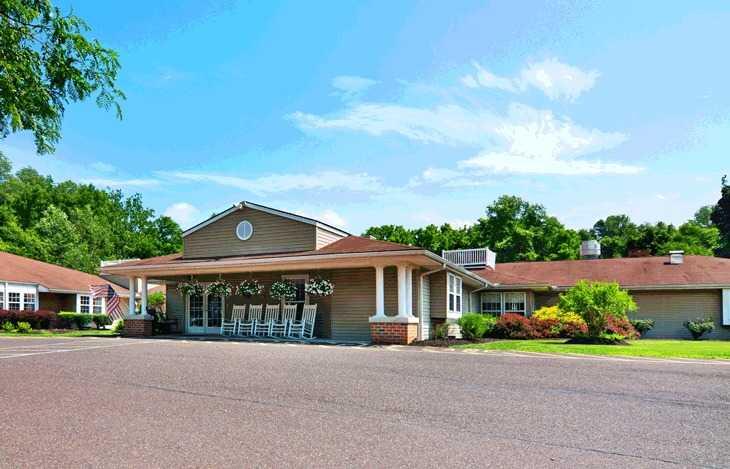 Photo of Elmcroft of Reading, Assisted Living, Reading, PA 2