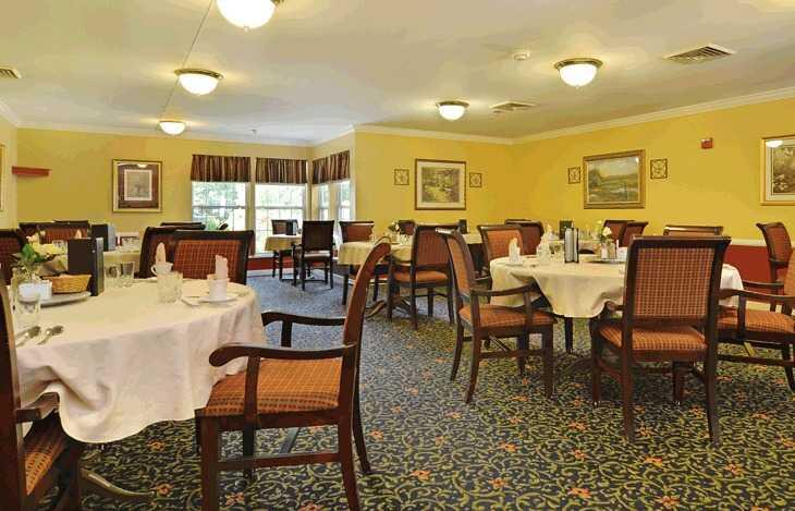 Photo of Elmcroft of Reading, Assisted Living, Reading, PA 3