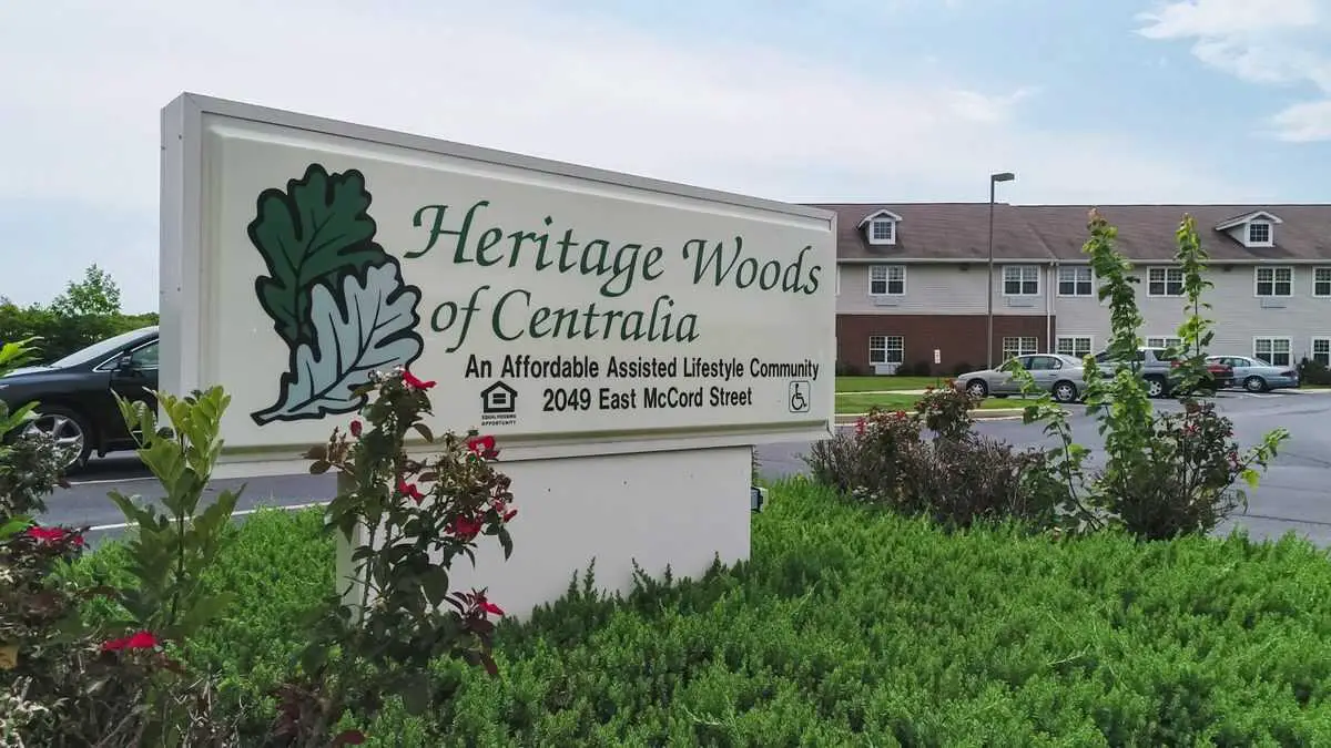 Photo of Heritage Woods of Centralia, Assisted Living, Centralia, IL 9