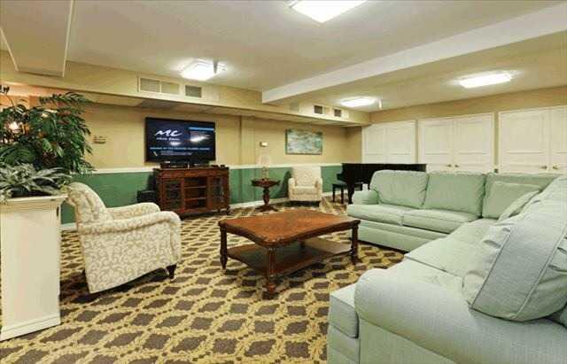 Photo of Mountview Senior Living, Assisted Living, Montrose, CA 6