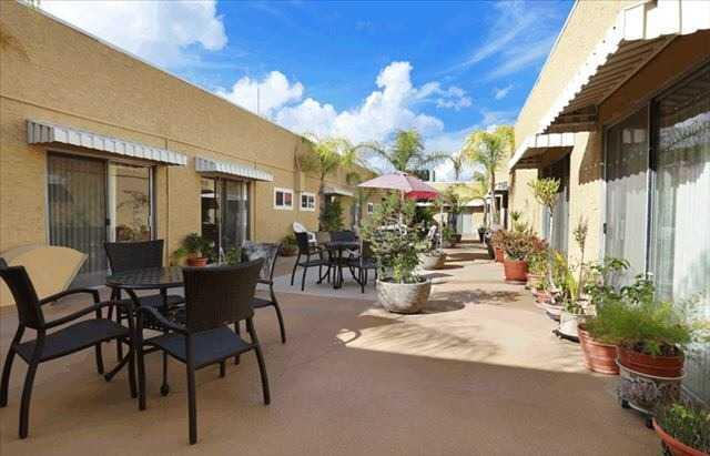 Photo of Mountview Senior Living, Assisted Living, Montrose, CA 8