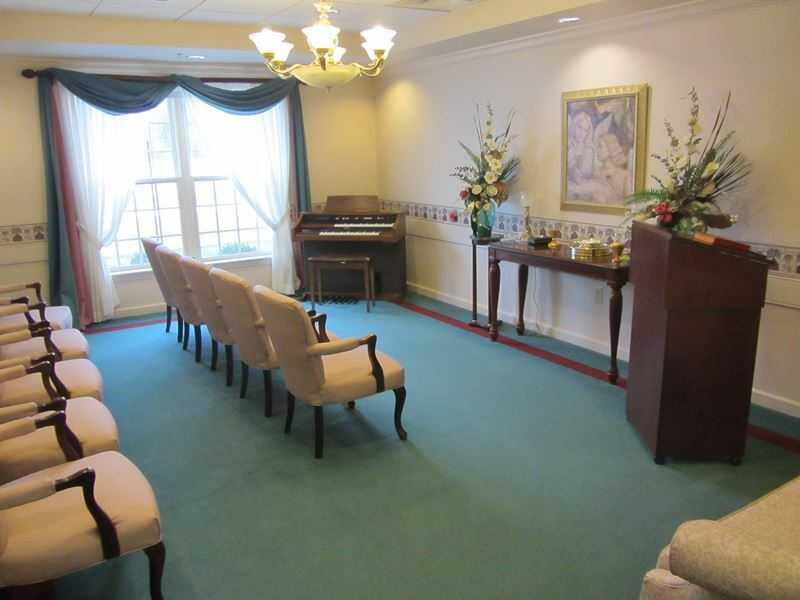 Photo of Windsor House at Liberty Arms Assisted Living Facility, Assisted Living, Youngstown, OH 10