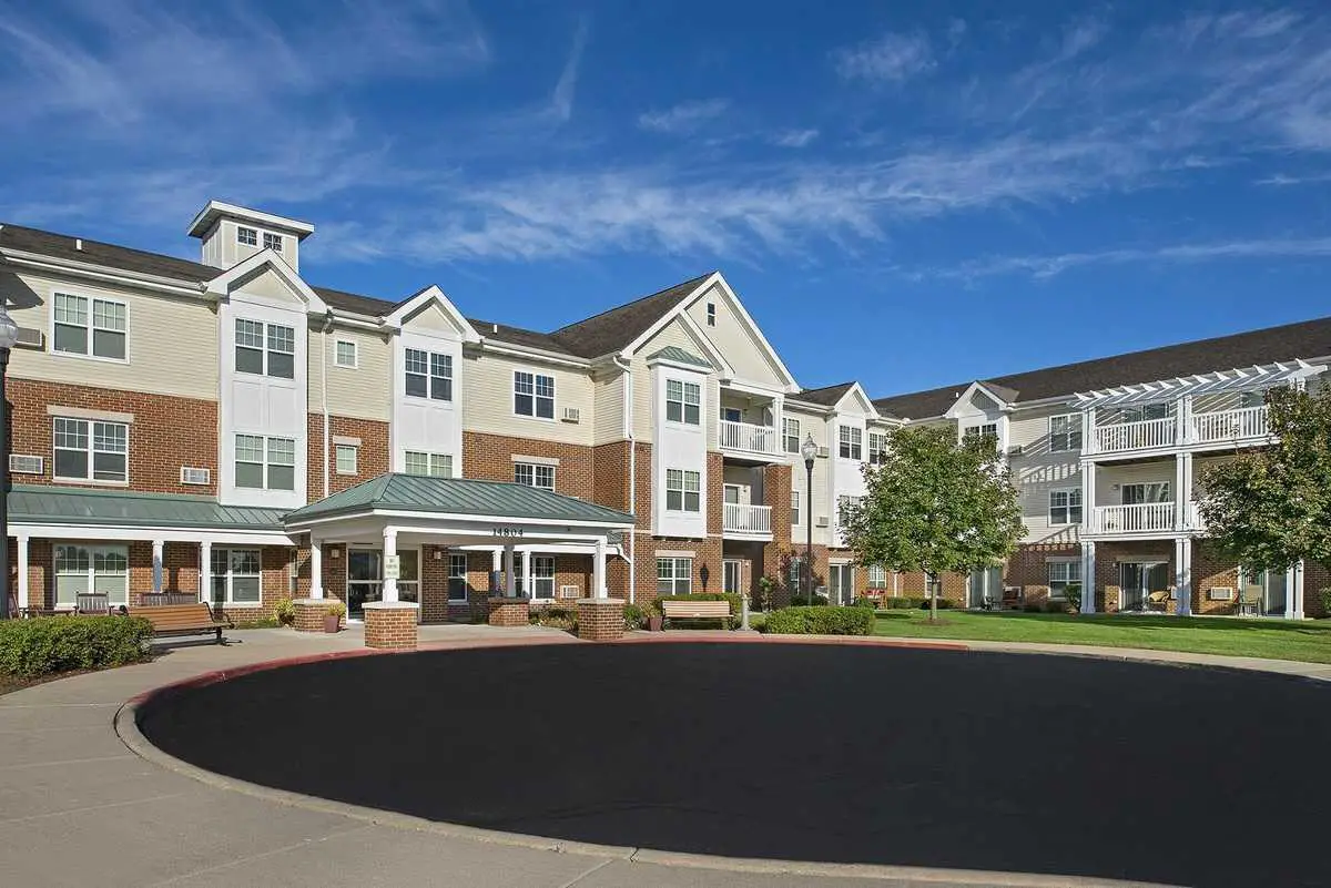 Photo of American House Cedarlake, Assisted Living, Plainfield, IL 5