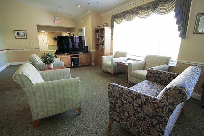 Photo of Brookdale Fort Myers Lakes Park, Assisted Living, Fort Myers, FL 7