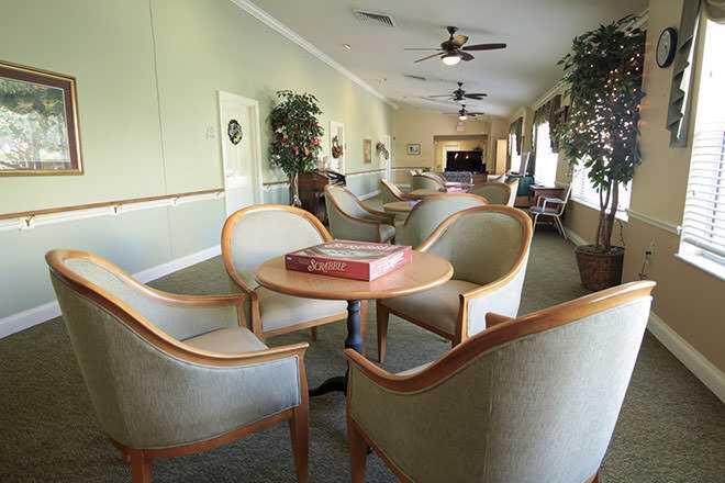 Photo of Brookdale Fort Myers Lakes Park, Assisted Living, Fort Myers, FL 8
