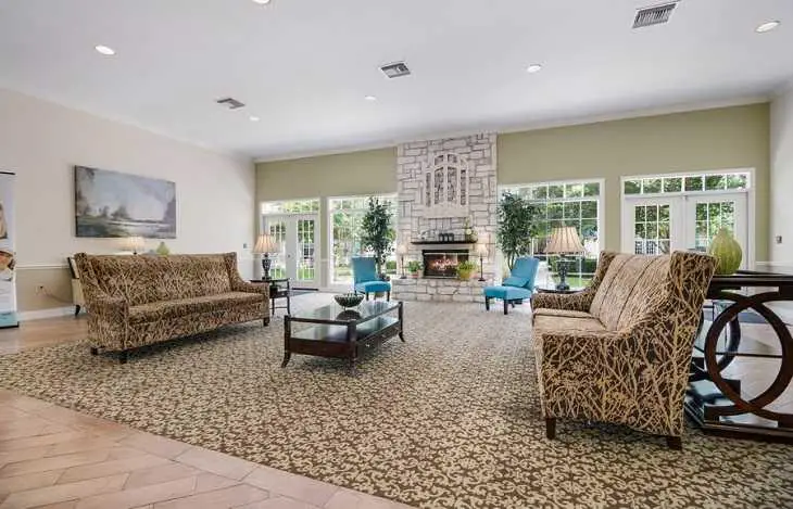Photo of Elmcroft of The Mainland, Assisted Living, Texas City, TX 15